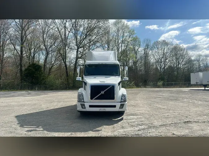 2016 Volvo VNL 740