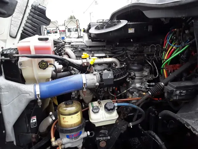 2019 FREIGHTLINER CASCADIA 125