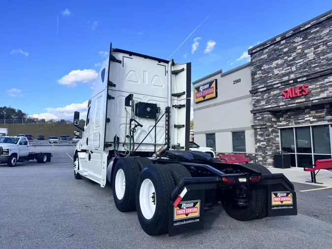 2020 Freightliner Cascadia