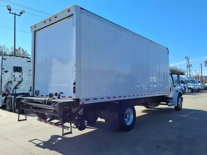 2018 FREIGHTLINER/MERCEDES M2 106