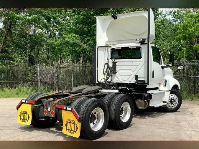 2019 INT LT625 6x4
