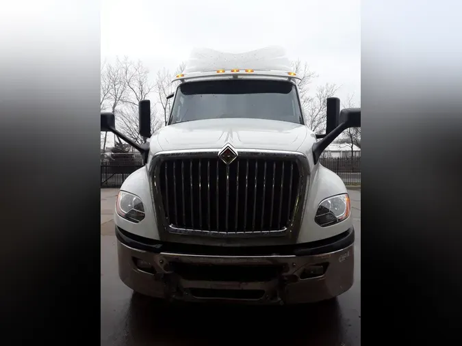 2020 NAVISTAR INTERNATIONAL LT625 SLPR CAB