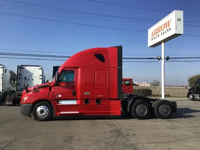 2022 FREIGHTLINER CA126