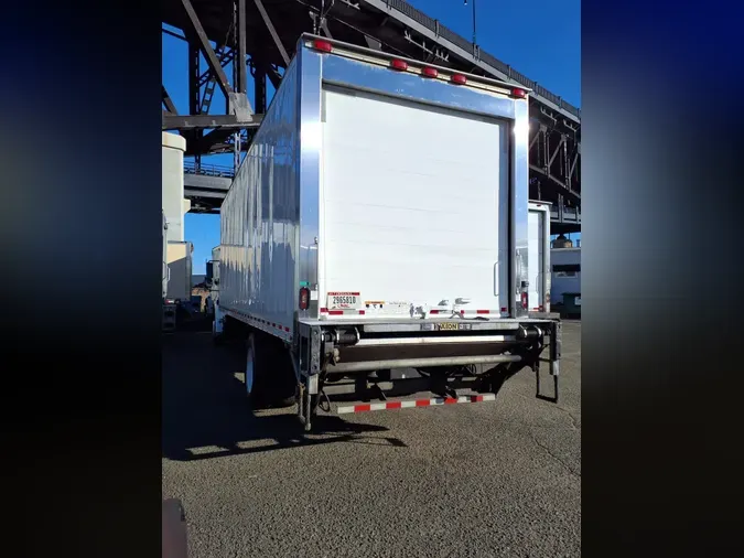 2020 FREIGHTLINER/MERCEDES M2 106