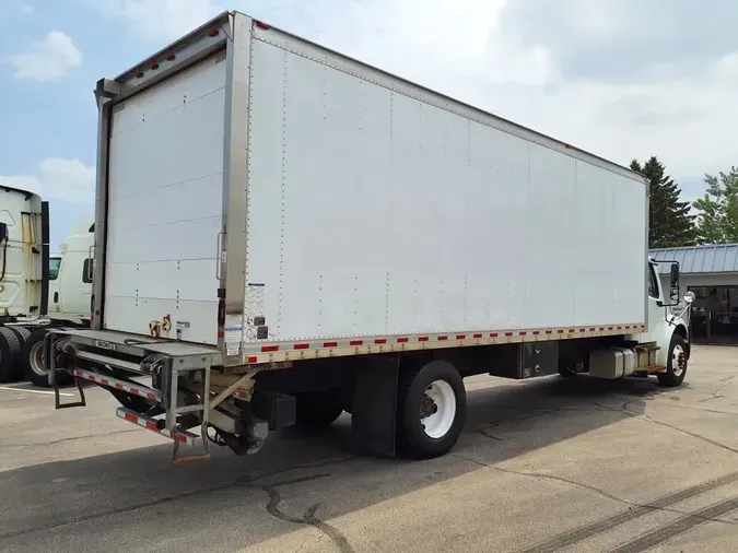 2018 FREIGHTLINER M2 106