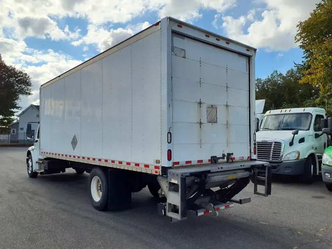 2016 FREIGHTLINER/MERCEDES M2 106