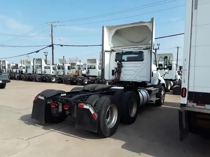 2020 NAVISTAR INTERNATIONAL RH613 DAYCAB T/A