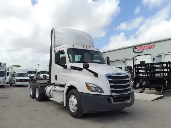 2020 FREIGHTLINER/MERCEDES NEW CASCADIA PX12664
