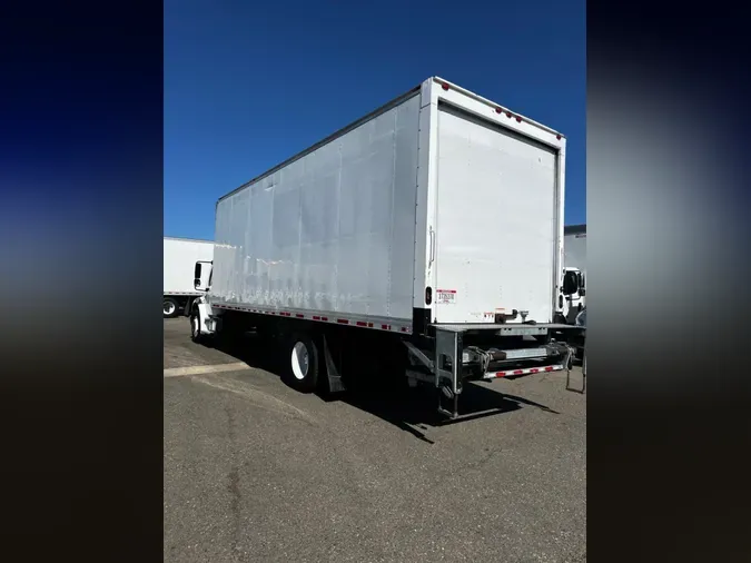 2018 FREIGHTLINER M2 106