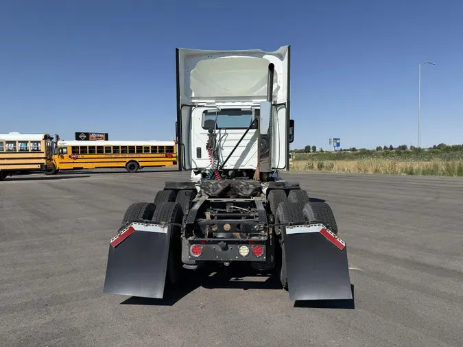 2020 International LT625