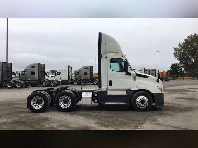 2020 Freightliner Cascadia 12630f9b7c9fa11361fffb7f390c9cc35f2