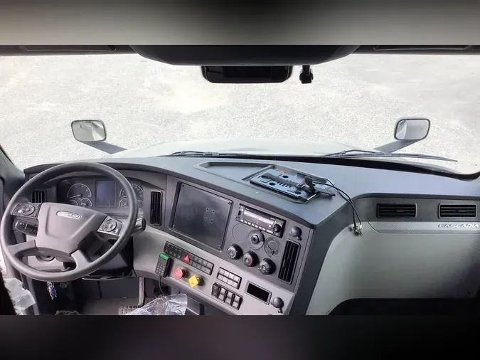 2021 Freightliner Cascadia