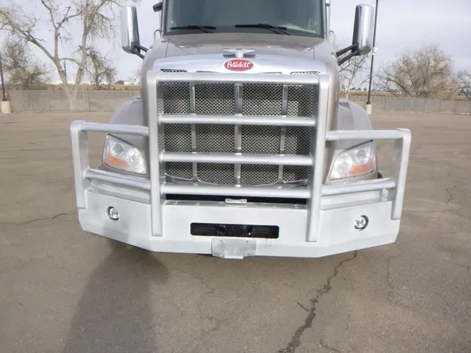 2020 Peterbilt 579