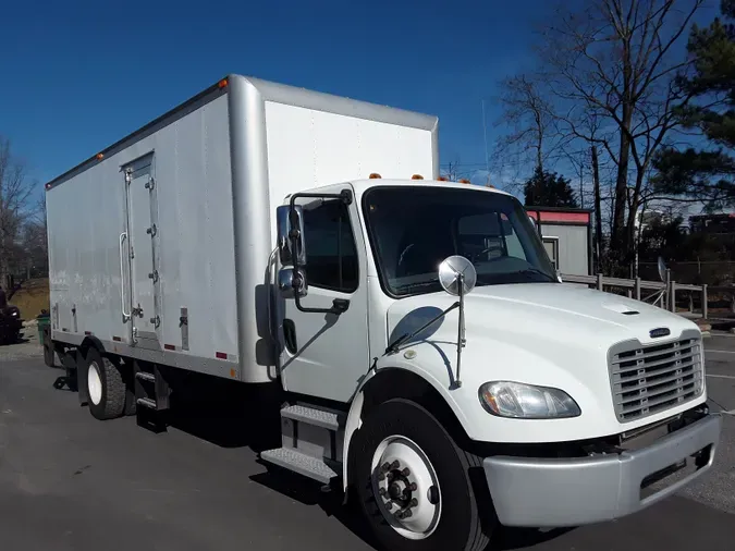 2018 FREIGHTLINER/MERCEDES M2 106