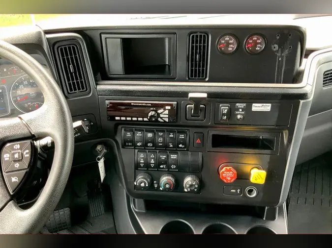 2020 INT LT625 6x4