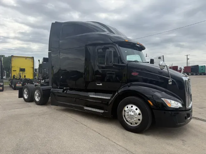 2022 Peterbilt 579