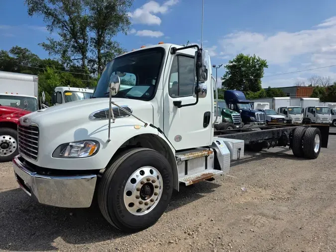 2019 FREIGHTLINER M2 1063108b6ca6c83d8cc45039cb143c2078c