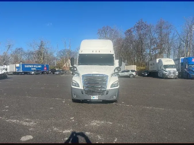 2020 Freightliner T12664ST