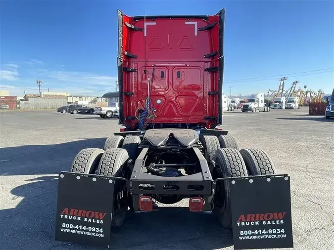 2022 FREIGHTLINER CASCADIA