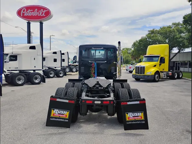 2022 Peterbilt 579