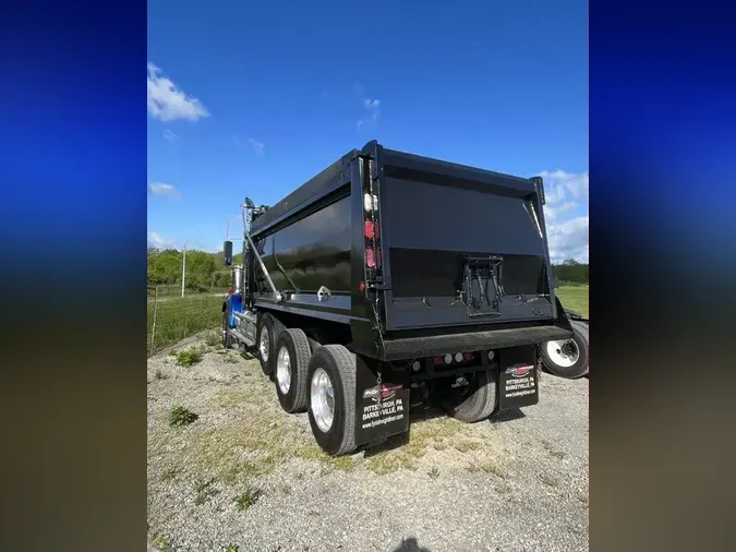 2018 Western Star 4900 SF Day Cab