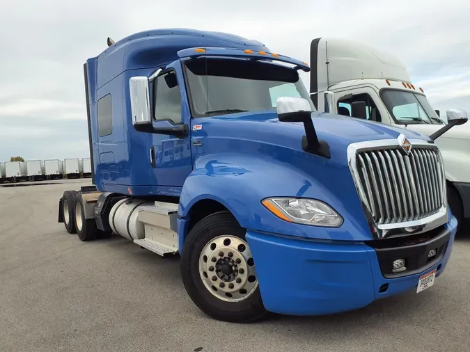 2018 NAVISTAR INTERNATIONAL LT625 SLPR CAB