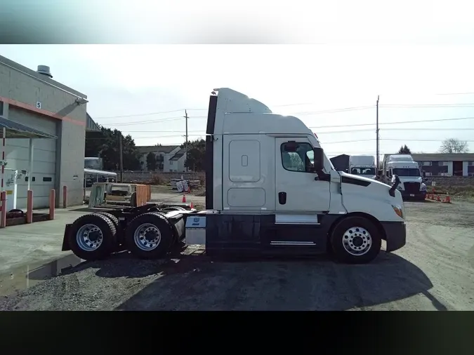 2021 Freightliner Cascadia 126311daa90eb3e95006ca99f1d75059961