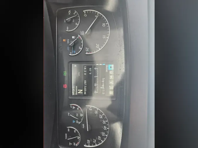 2021 FREIGHTLINER Cascadia 126