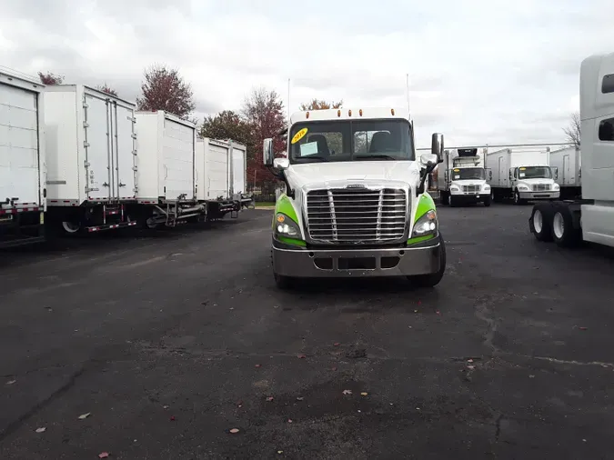 2016 FREIGHTLINER/MERCEDES CASCADIA 125