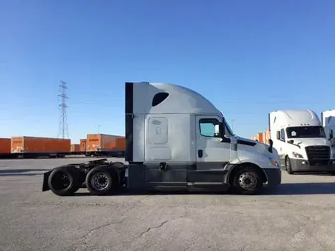 2020 Freightliner Cascadia