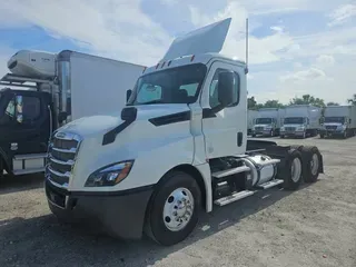 2018 FREIGHTLINER NEW CASCADIA PX12664