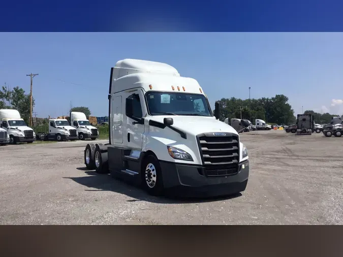 2021 Freightliner Cascadia 126312c798e558abdc744c0990f5826b0eb
