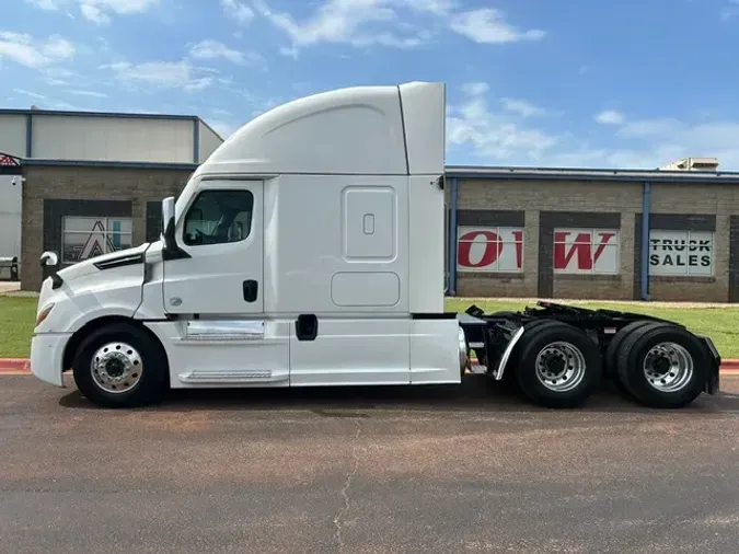 2022 FREIGHTLINER CASCADIA