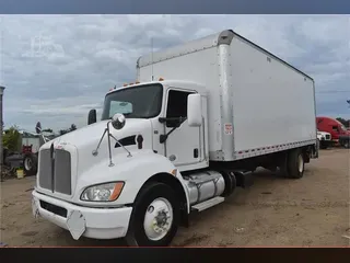 2013 KENWORTH T370