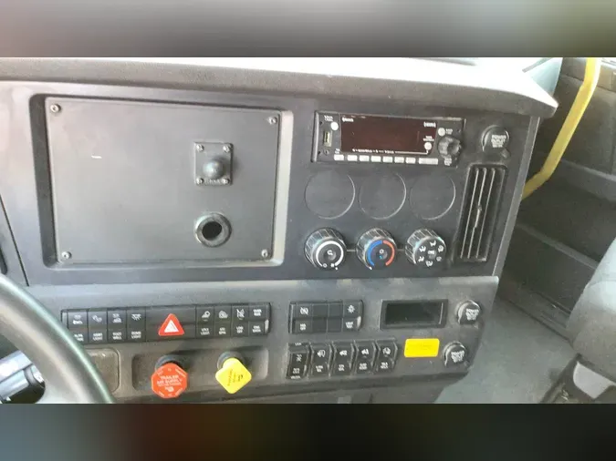 2024 Freightliner Cascadia 126