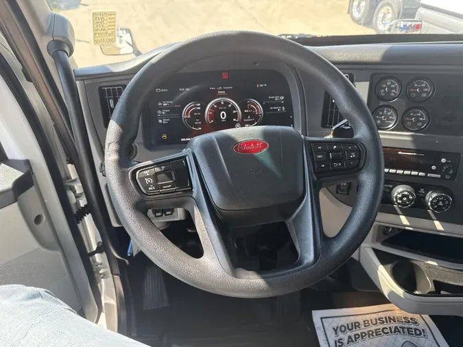 2023 Peterbilt 579