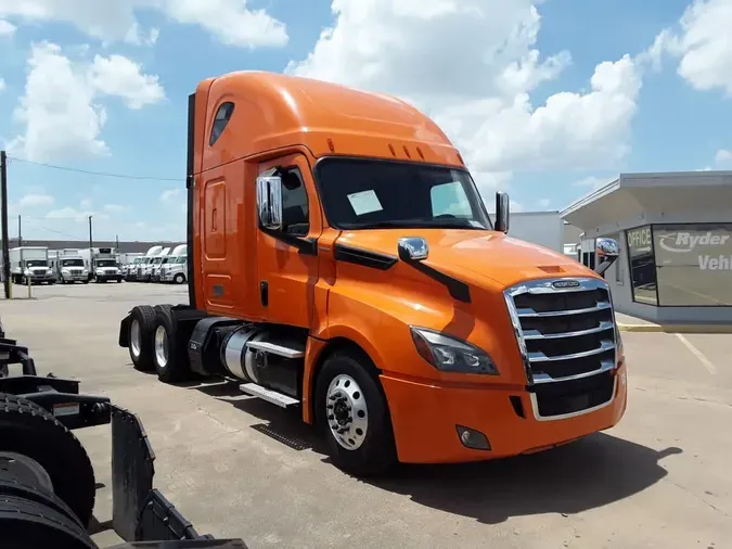 2019 FREIGHTLINER NEW CASCADIA PX12664