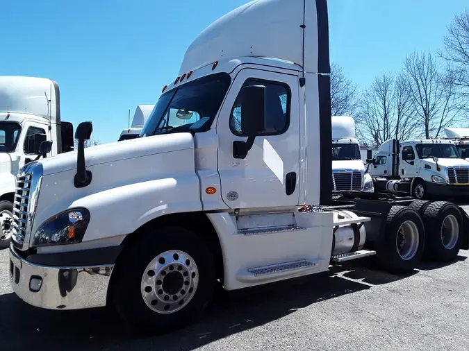 2019 FREIGHTLINER/MERCEDES CASCADIA 12531379068b35322a5e44f2b0a077a0531