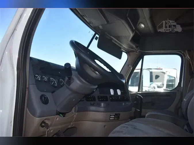 2013 FREIGHTLINER CASCADIA 125