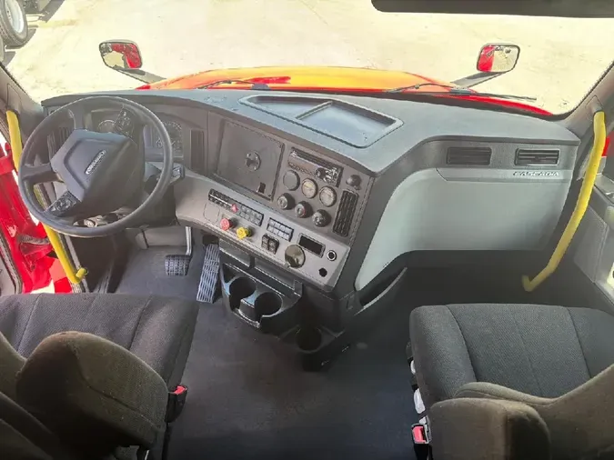 2022 FREIGHTLINER Cascadia 126
