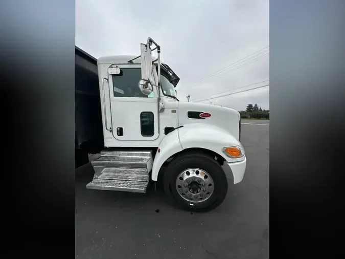 2019 Peterbilt 337