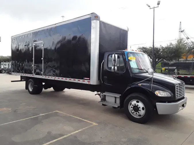 2019 FREIGHTLINER/MERCEDES M2 106