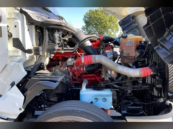 2022 INT LT625 6x4