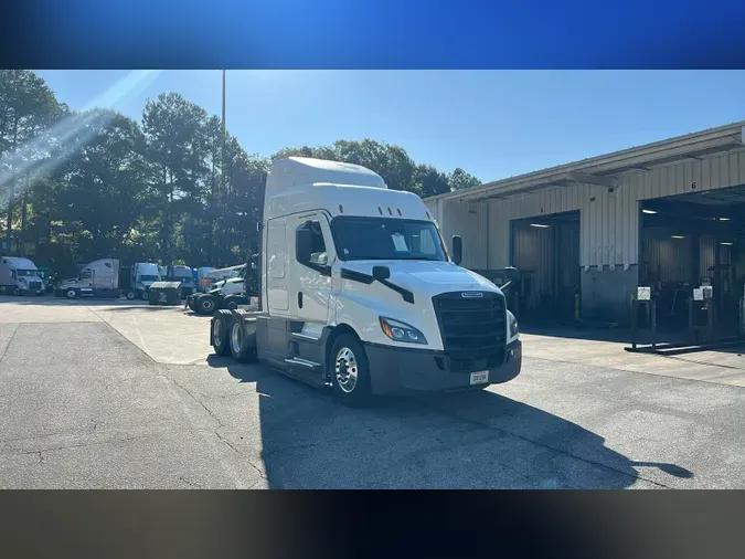 2022 Freightliner Cascadia 126314530bcf23c1bb8bbda04afd77120b4