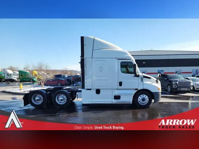 2021 FREIGHTLINER CASCADIA