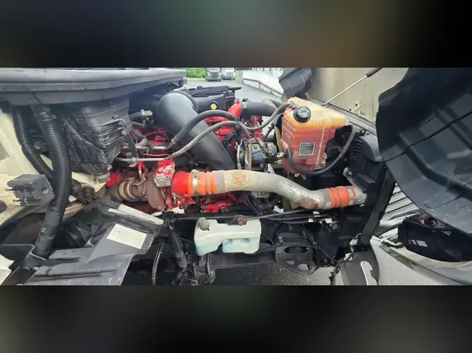 2019 NAVISTAR INTERNATIONAL LT625 DAYCAB T/A
