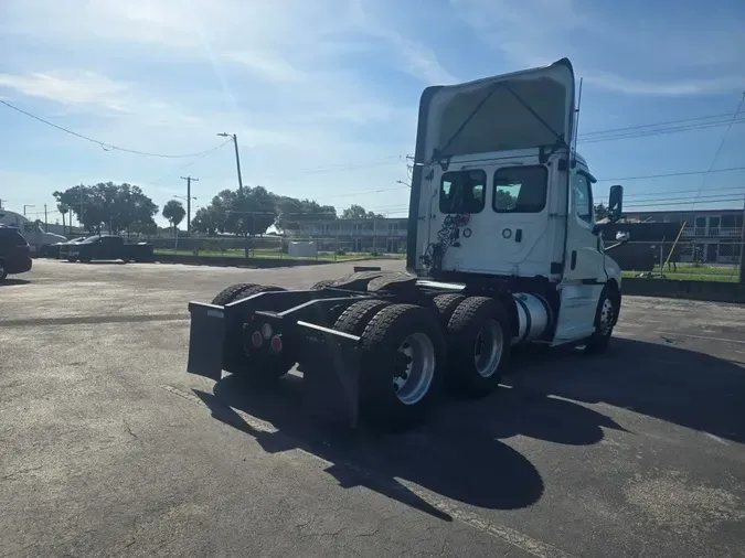 2019 FREIGHTLINER/MERCEDES NEW CASCADIA PX12664