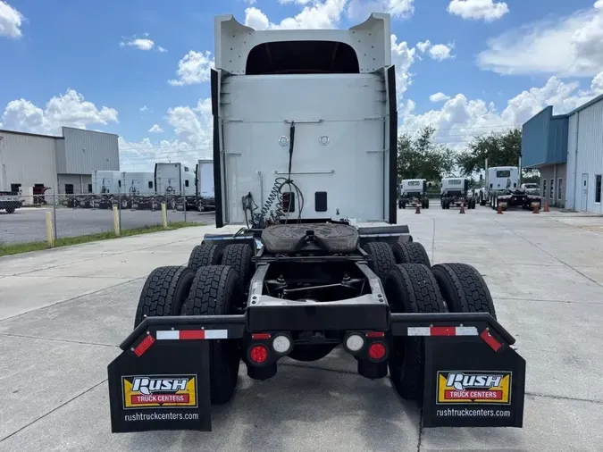 2022 Peterbilt 567