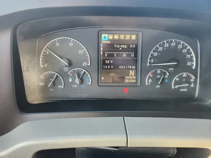 2021 FREIGHTLINER Cascadia 1263156e996ea11323281e8a842f40ab594