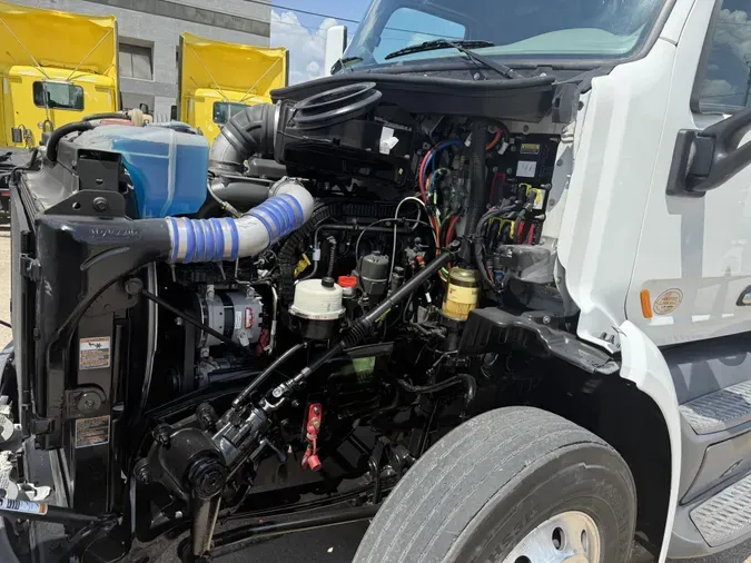 2021 Peterbilt 579